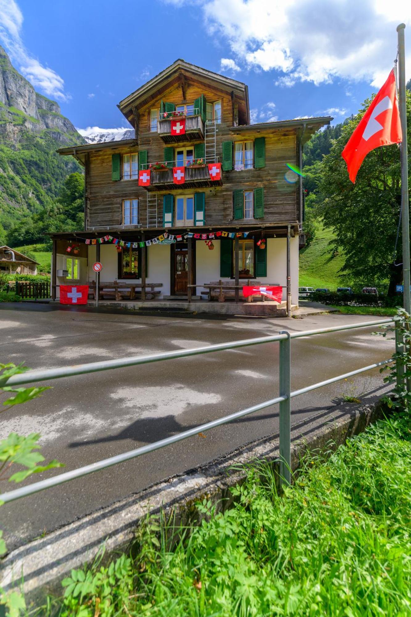 गेस्ट हाउस Alpenhof Mountain *